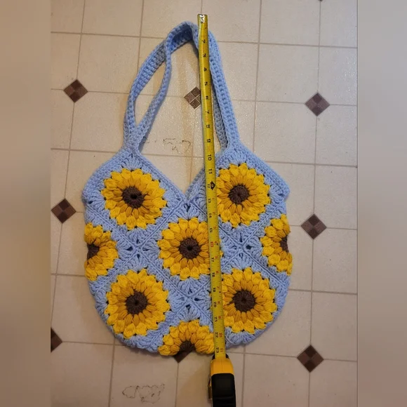 Crocheted Sunflower Tote Bag Sweet Summer Handmade Floral Granny - Picture 3 of 5